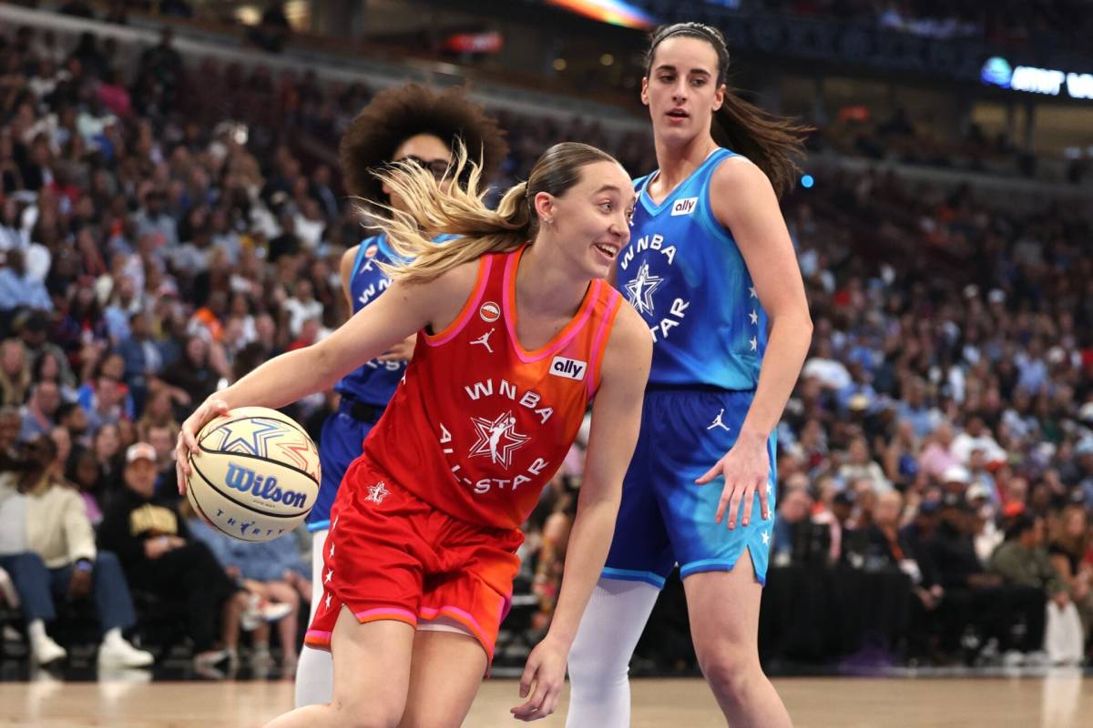 WNBA All-Star Game Breaks Attendance Record in Chicago
The 2026 WNBA All-Star Game set a new league...