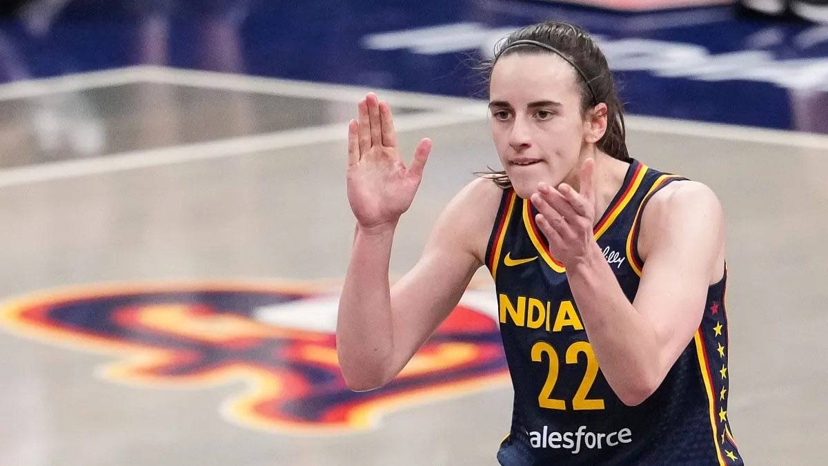 Caitlin Clark, Angel Reese and Bueckers Named in USA Women's Basketball World Cup Squad
Caitlin Cla...