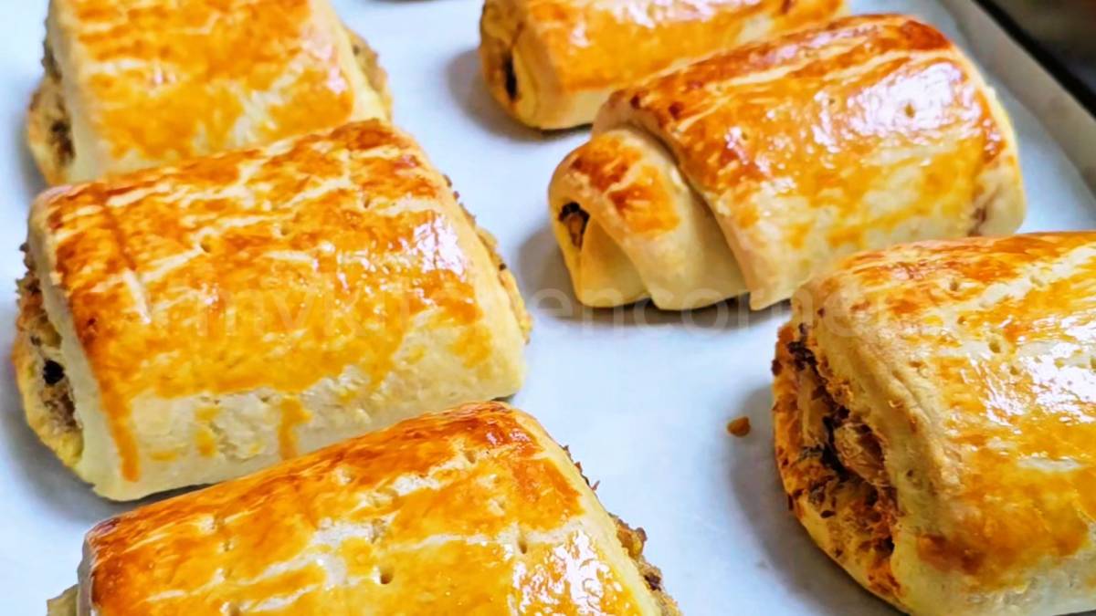 How to make puff pastry meat pie
#Trending #recipe #snacks