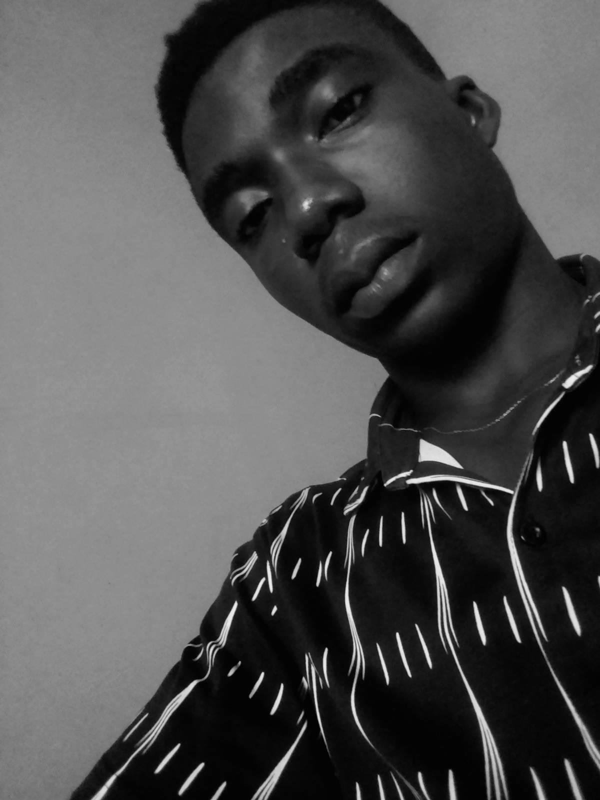 I love my black and white. 😊😊