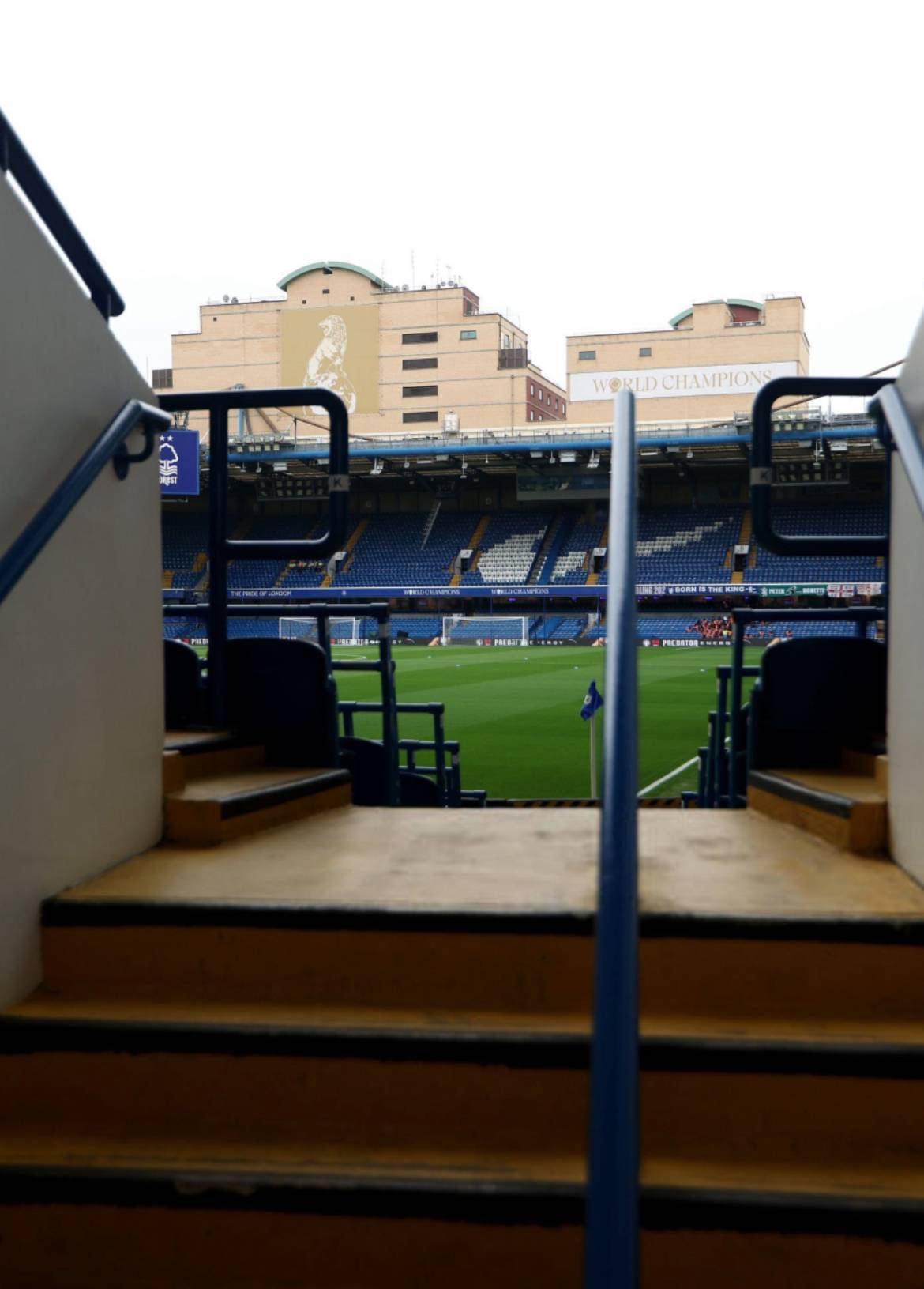 Stamford Bridge ๐๐ก๐
#CFC | #Chelsea | #CHENFO
๐ฒ @CFC_ChelseaFC