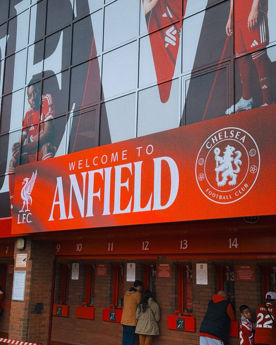 On site. 📍

#CFC | #Chelsea | #LIVCHE

📲 @CFC_ChelseaFC