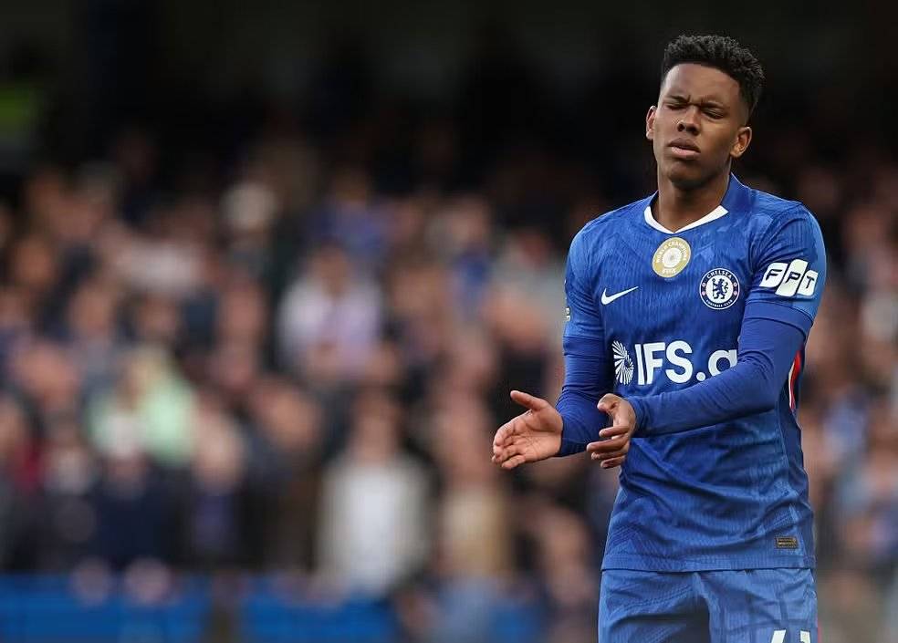 ‼️Estêvão and his staff maintained their recovery plan for his serious thigh injury even after the n...