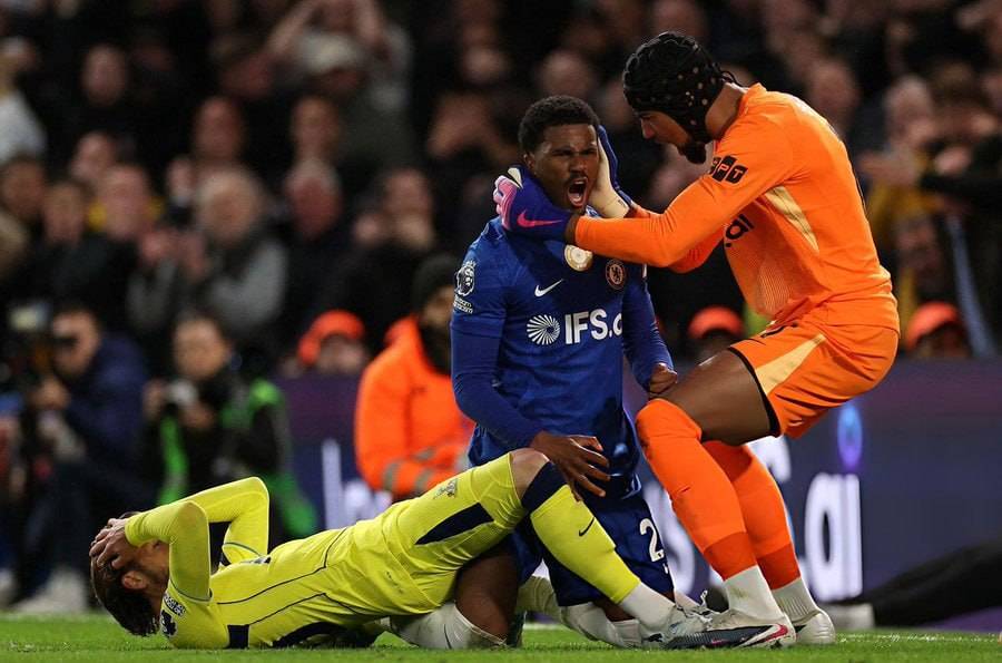 ๐ฃ Robert Sanchez:
"Very happy. I think it's good in front of the fans at home. It's been a long ti...