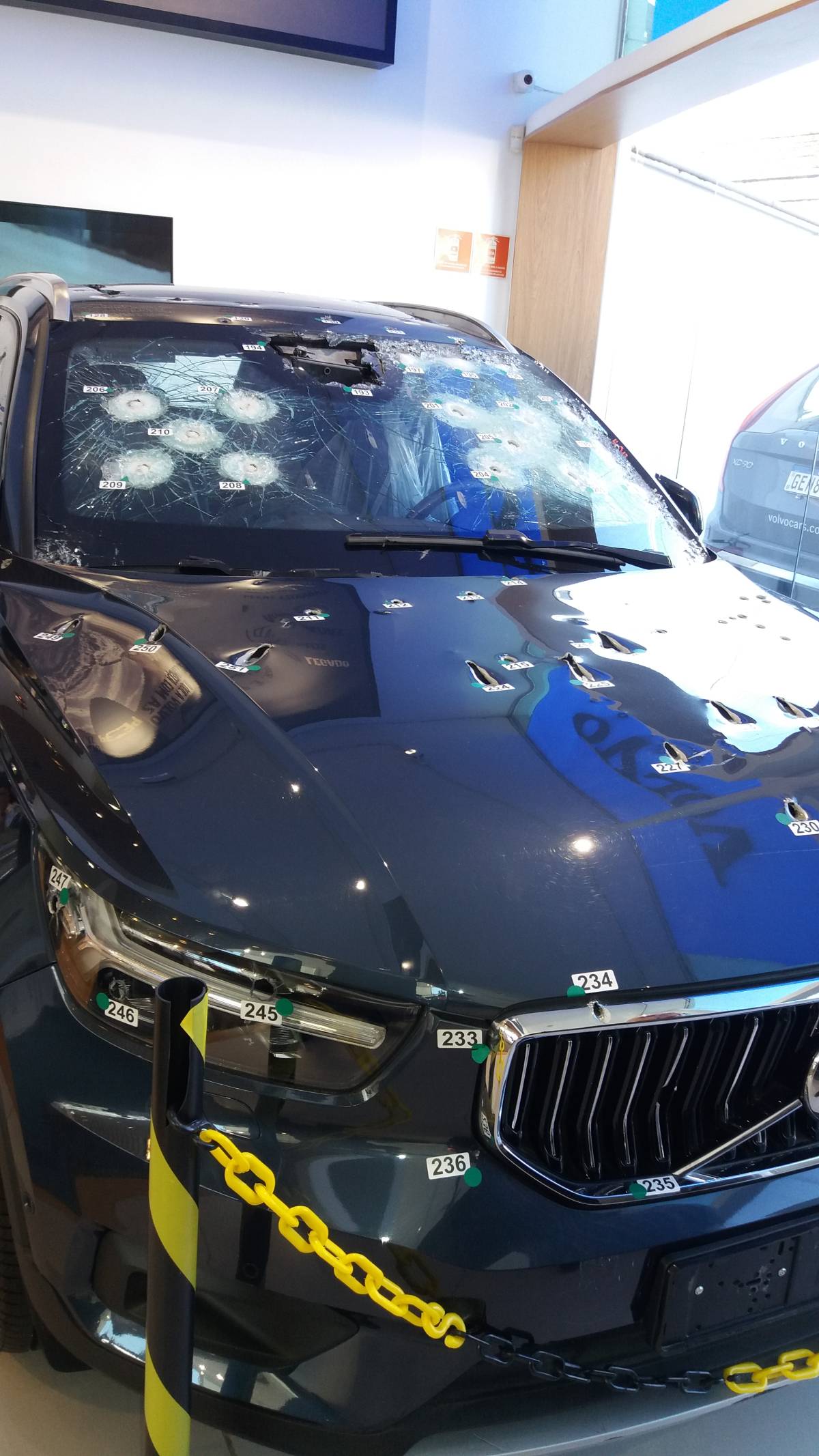 While visiting Volvo, in São Paulo, they were demonstrating a new 'Blindado' (Bullet Proof) partner,...