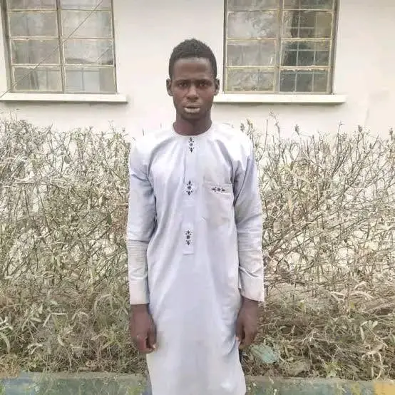 Please what type of son kills his biological father??? This is 27 year old Sada Tambai. He killed hi...