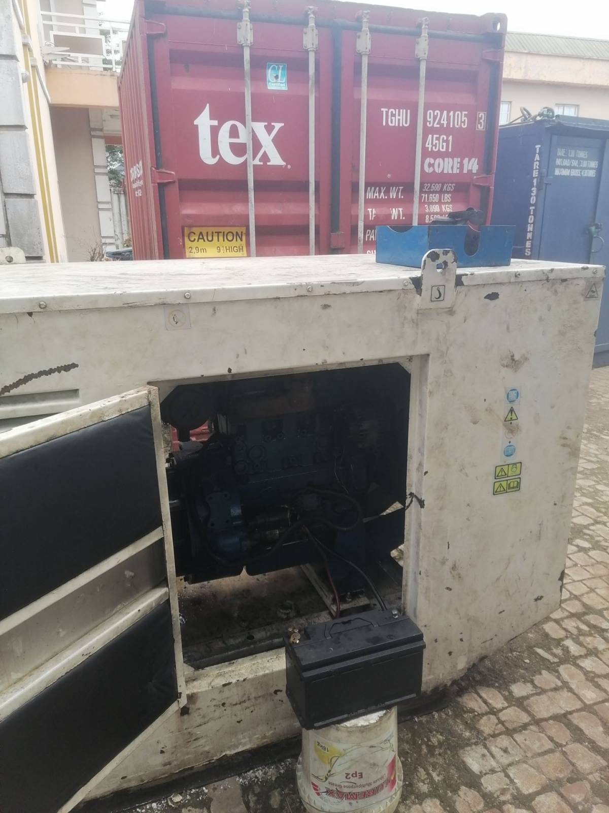 Hello guys i work all types of diesel generator, an i also do buy and saleing rich me on my WhatsApp...