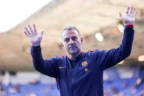 🚨🔵🔴 Hansi Flick on new striker: "We have to wait: I have a lot of confidence in Deco. We know we...
