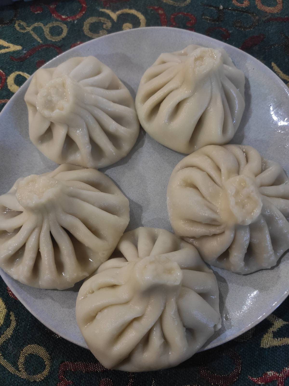 #12 Introducing food from around the world
๐ฌ๐ช. ๐ฌ๐ช
Lekeeleekee fam, this is Khinkali. One of Georgia...