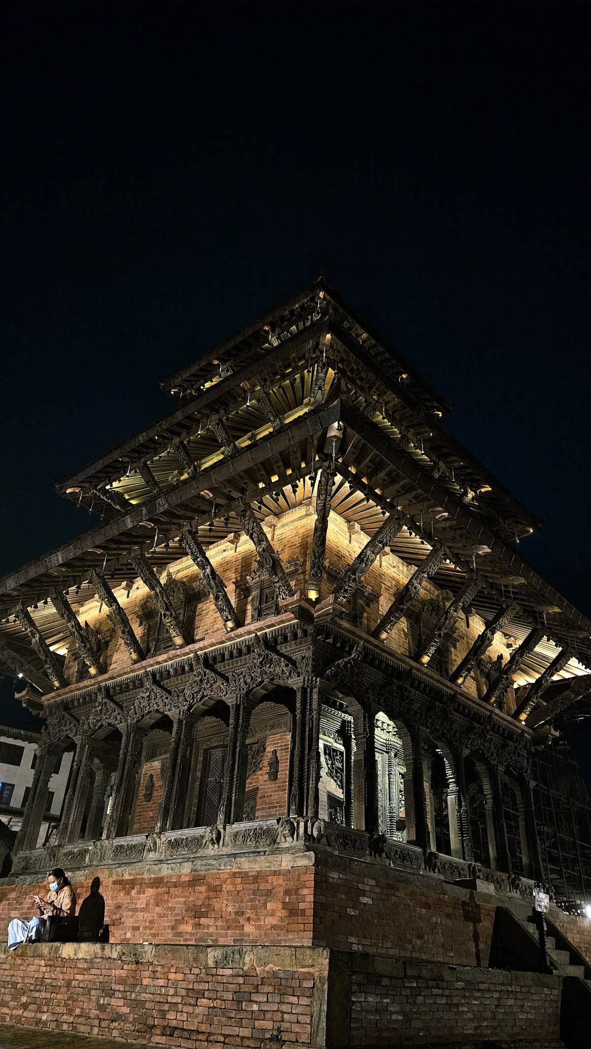 One of my fav places to stroll around in the evening in kathmandu.. the woodwork, the art, the detai...