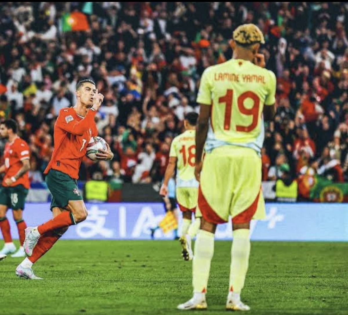 🚨 Reporter asks Lamine Yamal which country he would support to win the World Cup apart from Spain:...