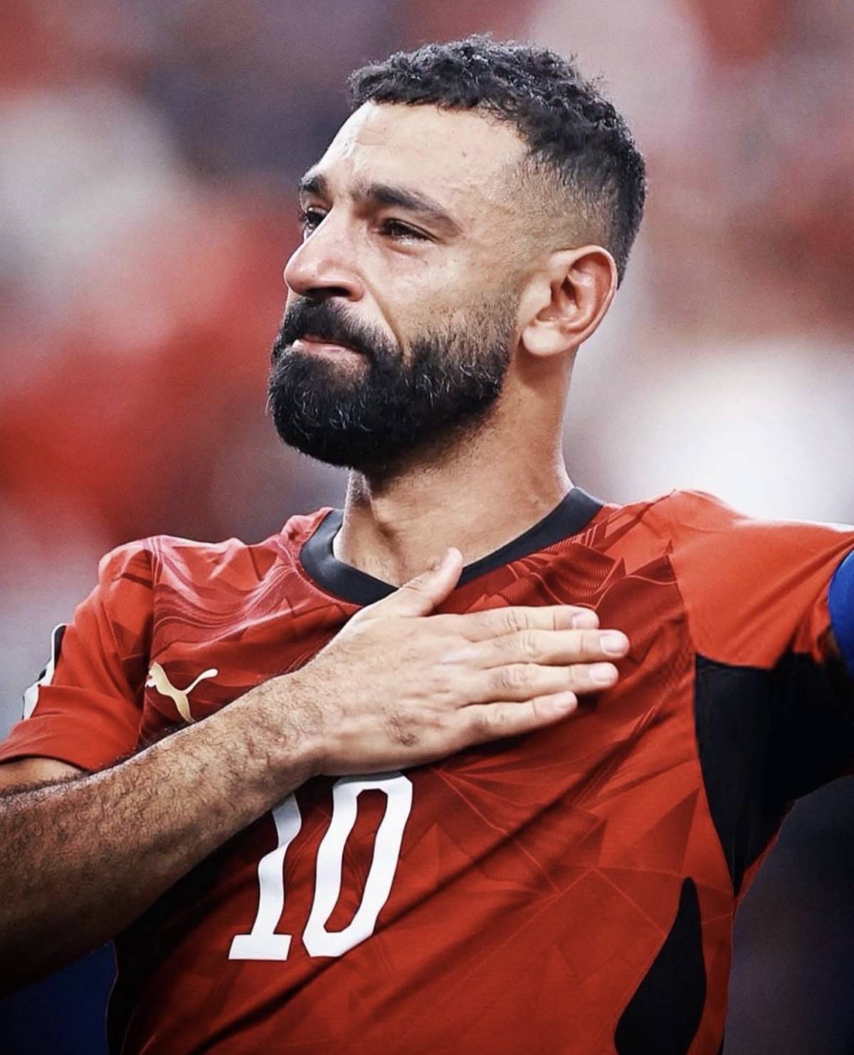 Egypt ๐ช๐ฌ qualified for the World Cup Round of 16 for the first time.
Moโ Sallah in tears ๐ญ of joy
