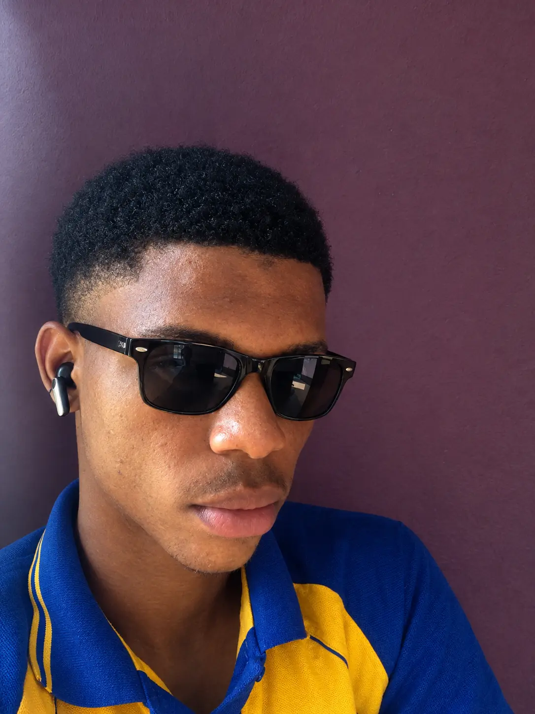 New day to make millions. can't allow myself to be stressed. Feeling cute as always. Skin glowing as...