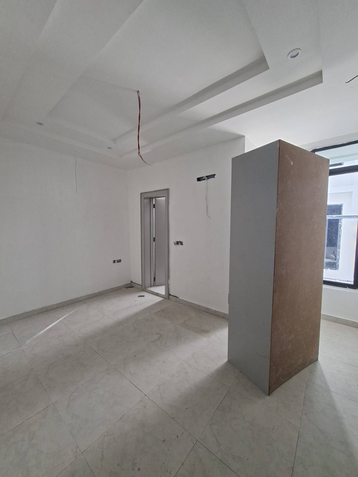 Brand New Spacious 2-Bedroom Penthouse | Ikate, Lekki, Lagos
They say location is everything. At th...