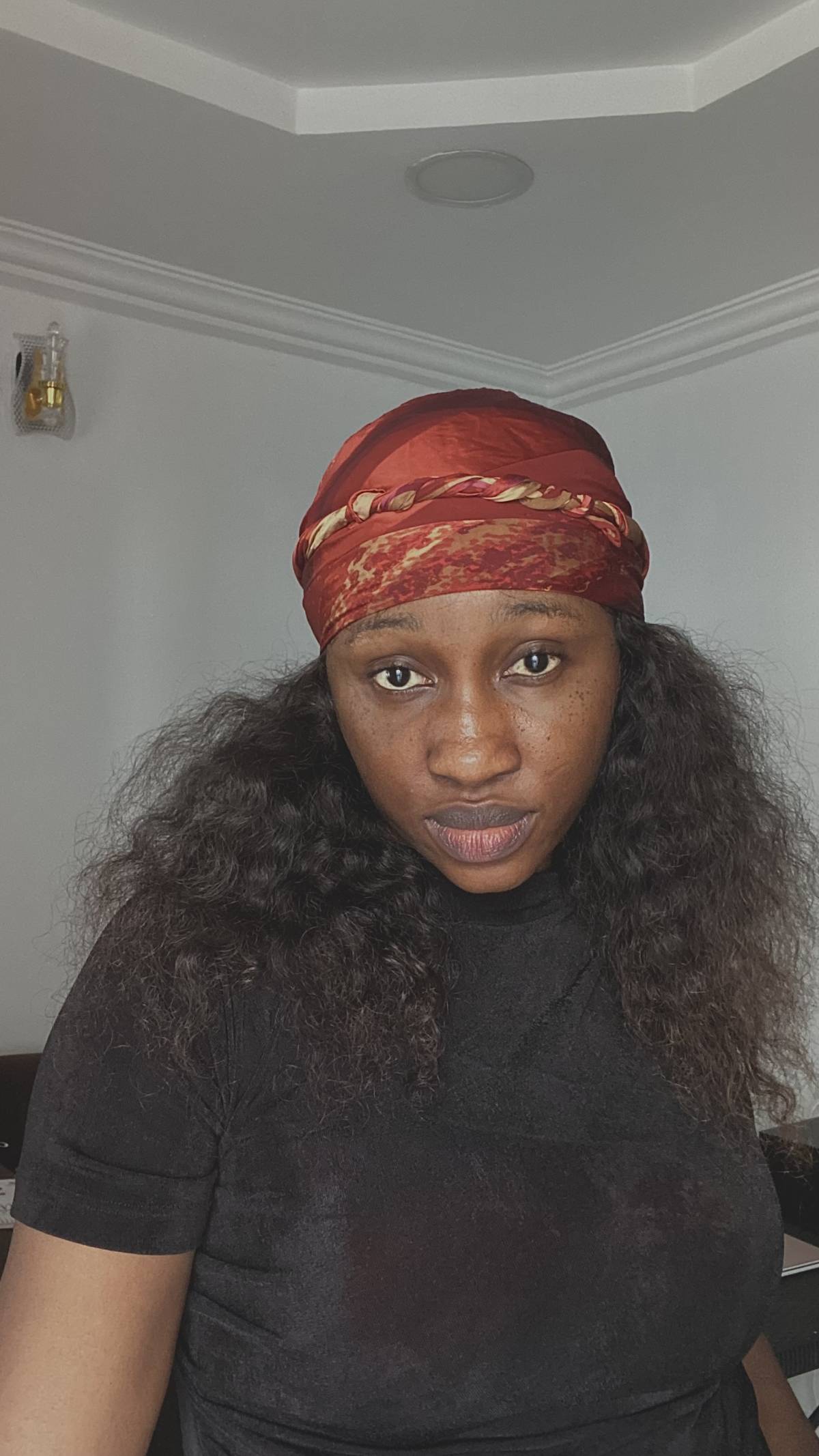 THE IN-BETWEEN WOMAN
Living between who I was and who I was slowly leaving behind
There is a strang...