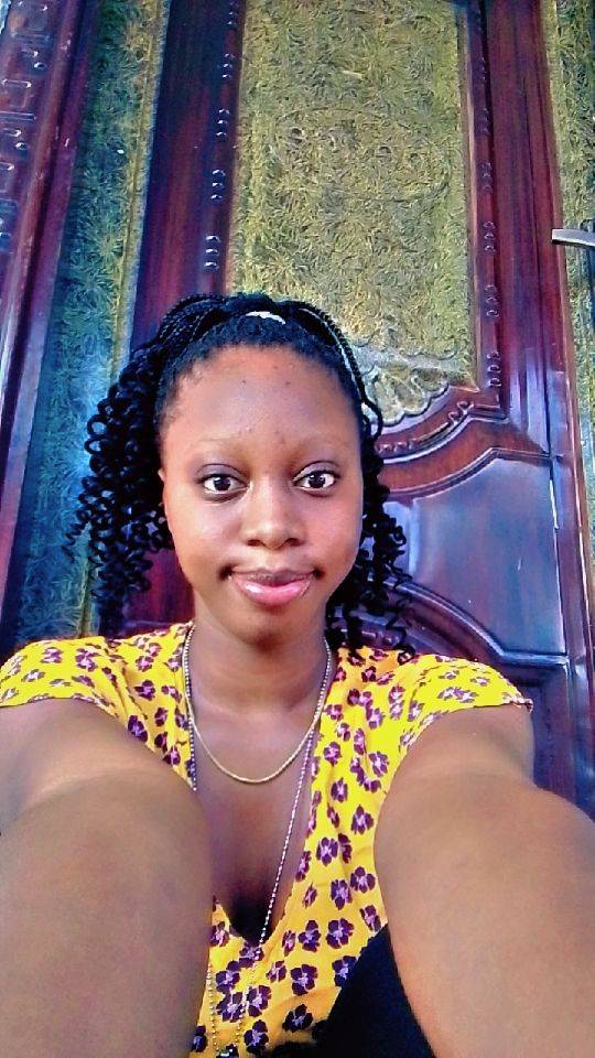 Happy new month fams 🥰🥰🥰🥰