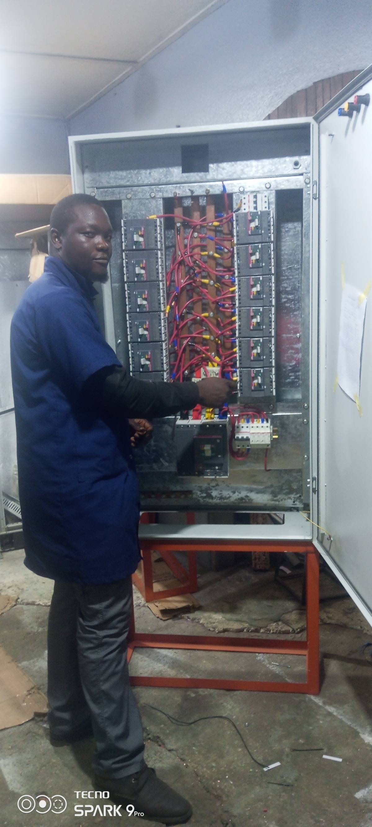 FLASH NETWORKS Services covers the design, wiring, and operation of AMF and ATS control panels. Key...