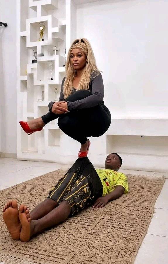 Good morning, we are up and active.
.
.
.
#LekeeLekee #Trending #CFC #Viral #NaijaPride #football...
