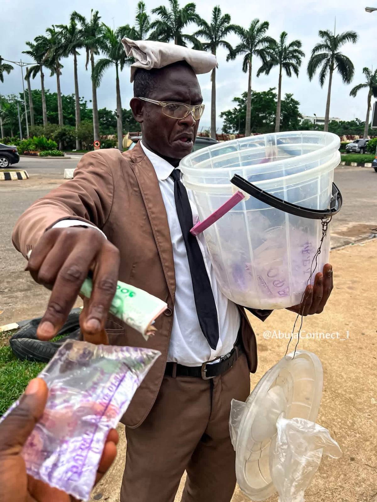 Me I don package my Aqua business.
.
.
#viral #trending #lekelekee