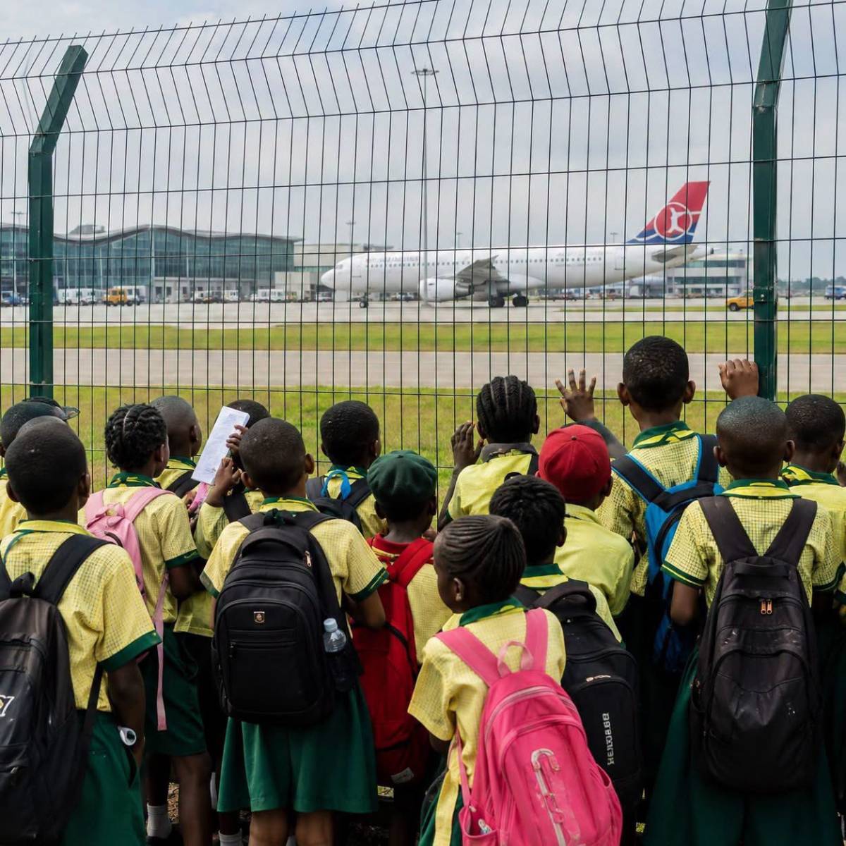 After paying 50k for your child to go to the airport for Excursion.
.
.
.
#LekeeLekee #Trending #Vir...