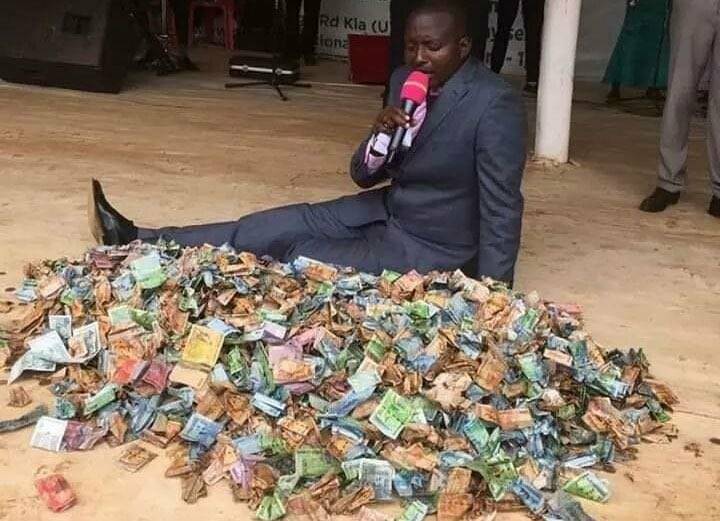 Church service was profitable today.
.
.
.
#LekeeLekee #Trending #CFC #Chelsea #Viral #NaijaPride #N...