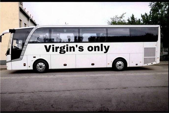 It now 13years , 2 Months 15 days that they have parked this free bus. E no gree full oo.
.
.
.
#Tr...