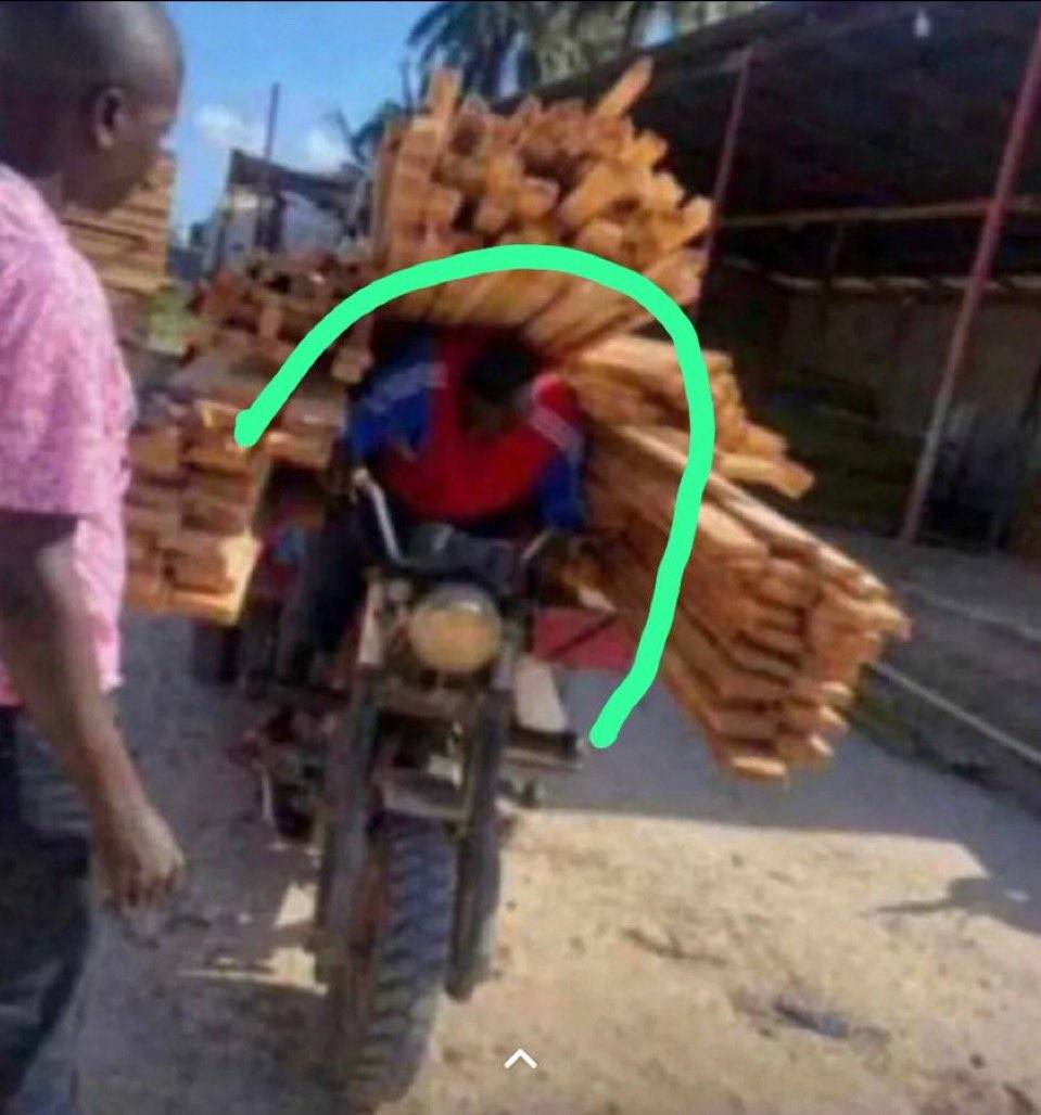 Las Las na woman with big yansh go collect this money.
.
.
.
#Trending #LekeeLekee #CFC #Chelsea #Vi...