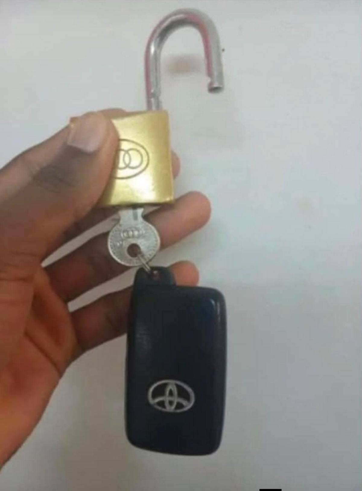 Naso Fake life day start oo.
.
.
.
#LekeeLekee #Trending #CFC #Chelsea #Viral #Nigeria #Sports #Naij...
