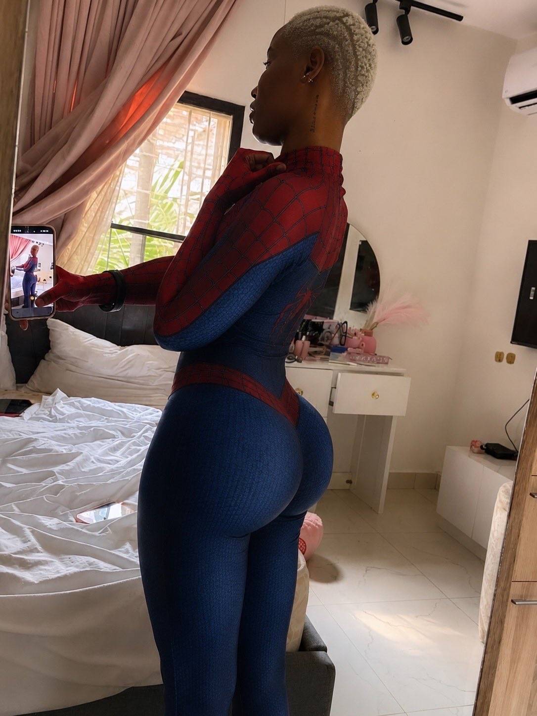 Plz come to my rescue my spider woman.๐๐
.
.
.
#LekeeLekee #Trending #CFC #Chelsea #Viral #NaijaPr...