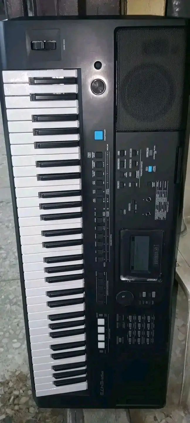 Yamaha PSR E 473 keyboard
Neatly used
Price: 360k only
08163909406
Mararaba Abuja but can deliver...