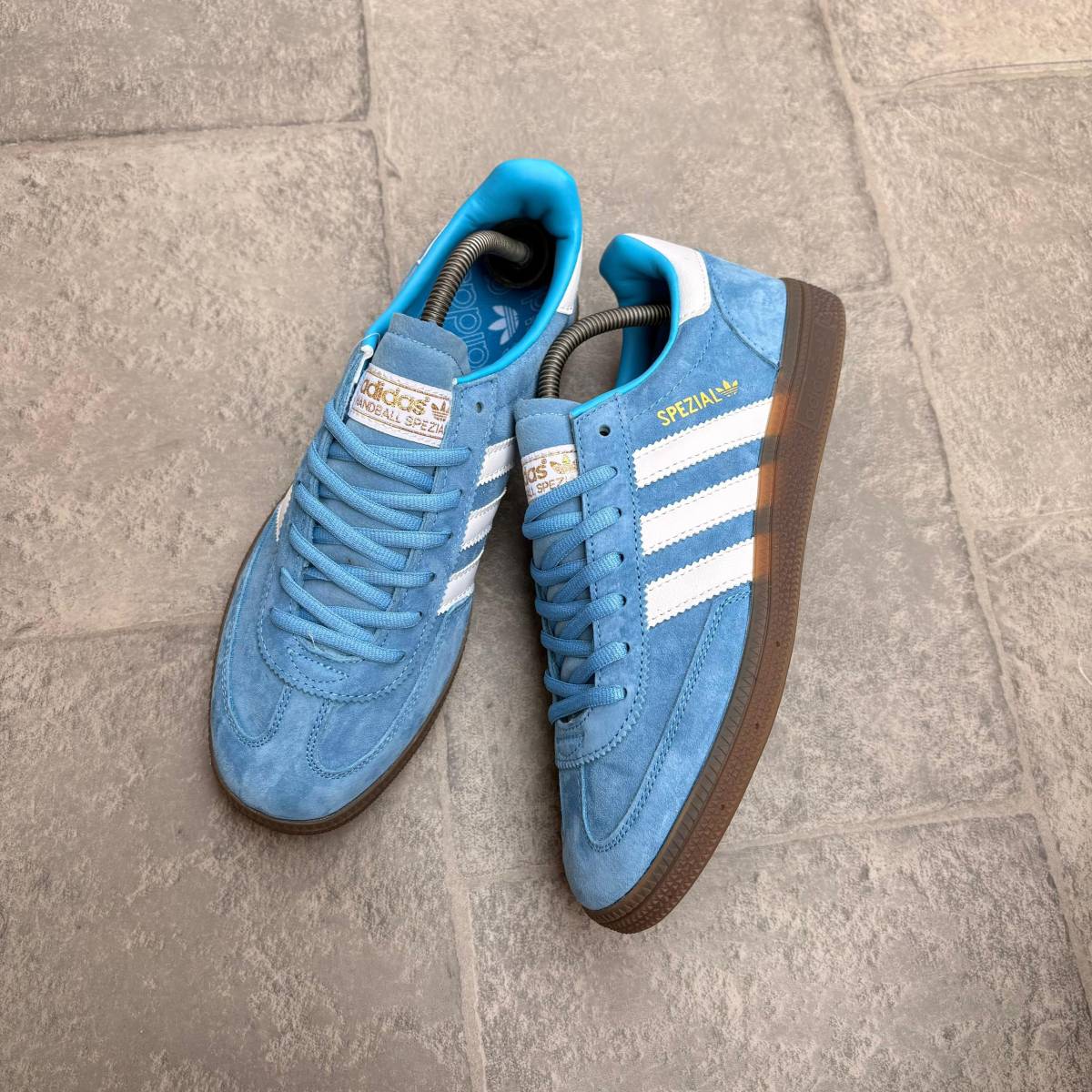 A walk with me in this sneakers
Available in sizes 40 to 46
65,000
Location Lagos delivery ๐ nati...