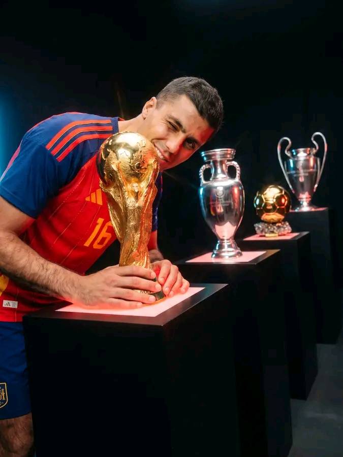 ๐๐๐๐๐ ๐๐๐๐๐๐๐๐๐ ๐
๐๐๐๐๐๐๐ ๐โจ
๐ Champions League
๐ World Cup
๐ Euros
๐ Ballon dโOr
Only seven...