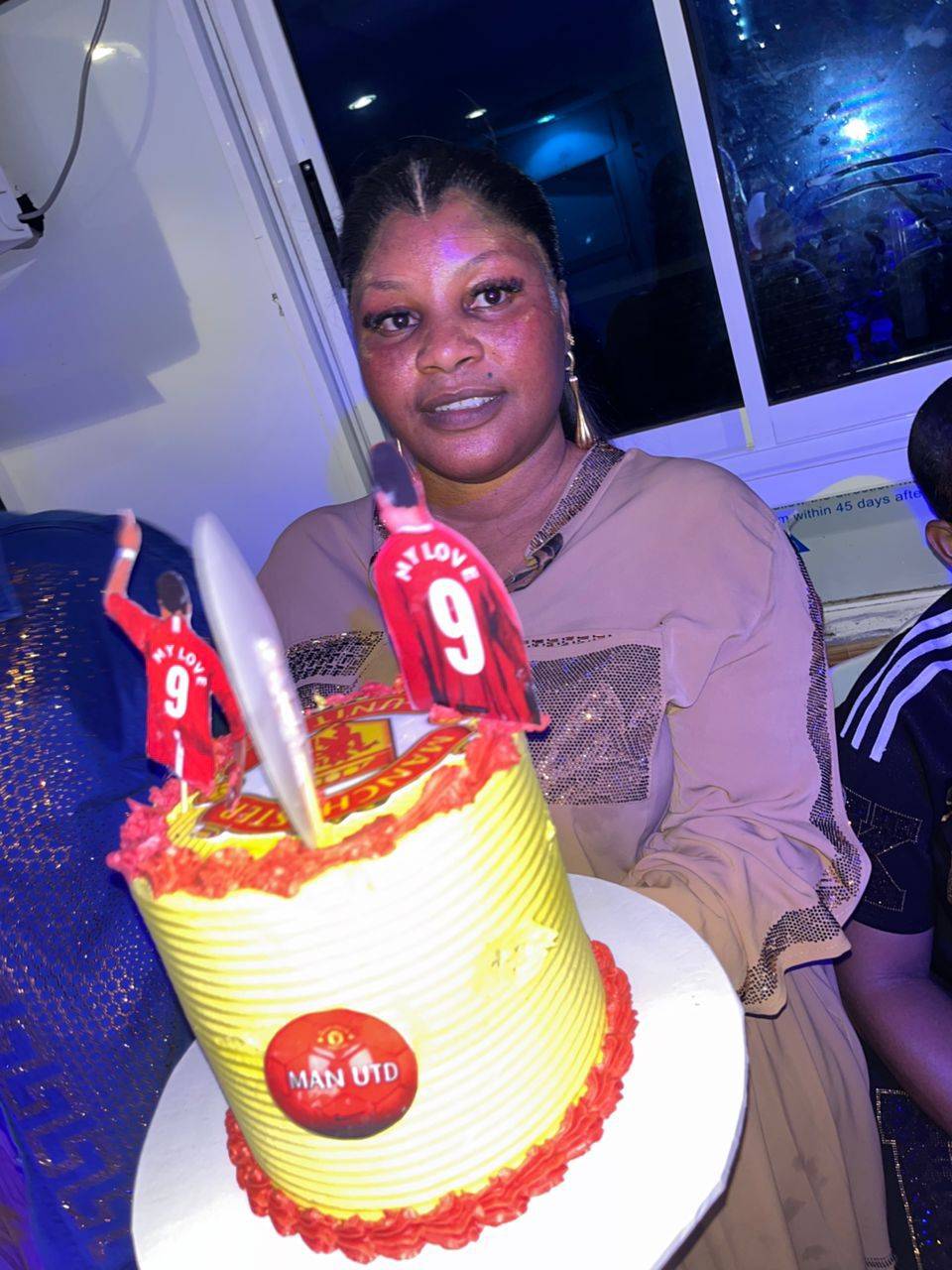 Happy birthday to my Queen 👑👑👑