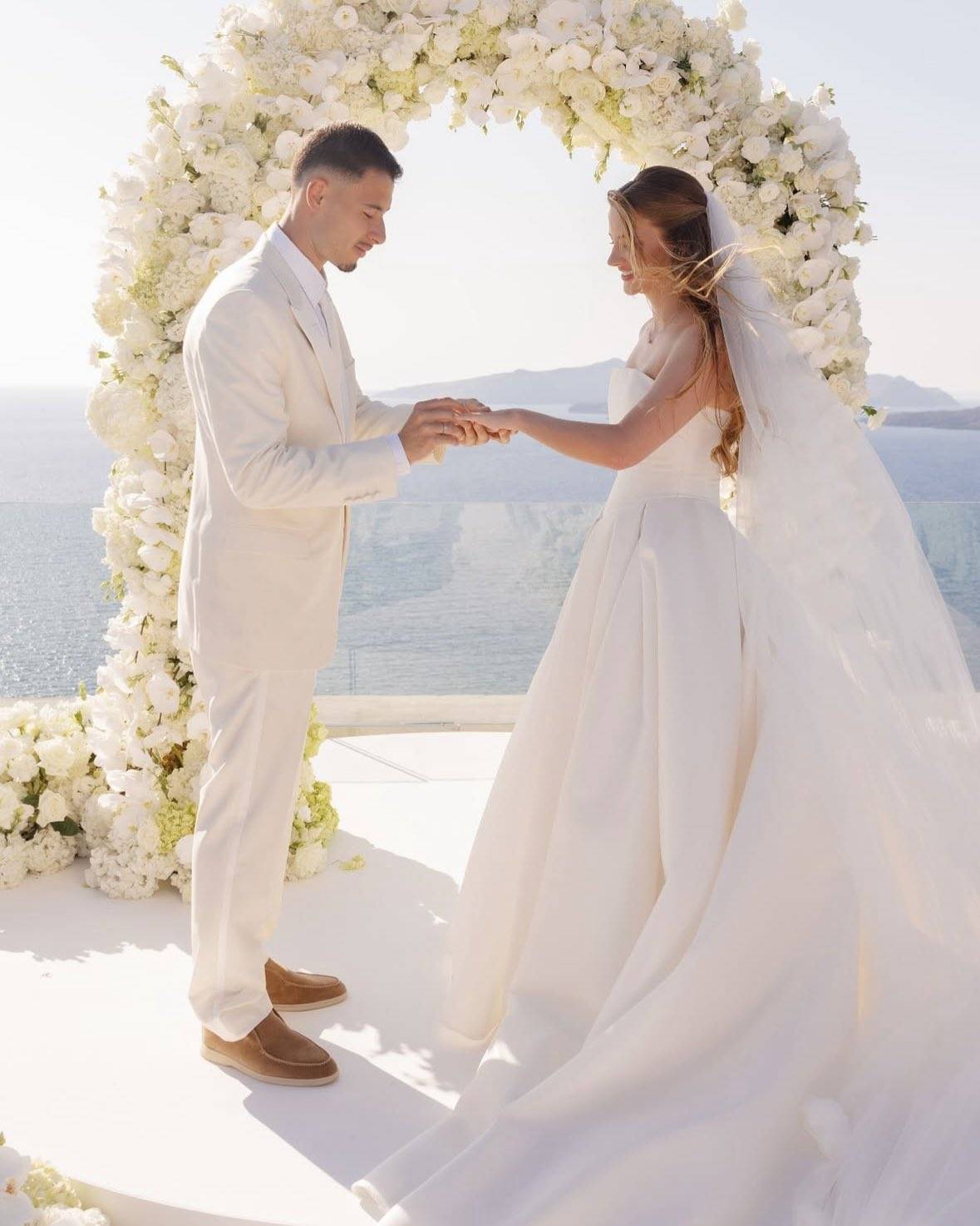 Gabriel Martinelli, arsenal FC versatile forward got married to the love of his life