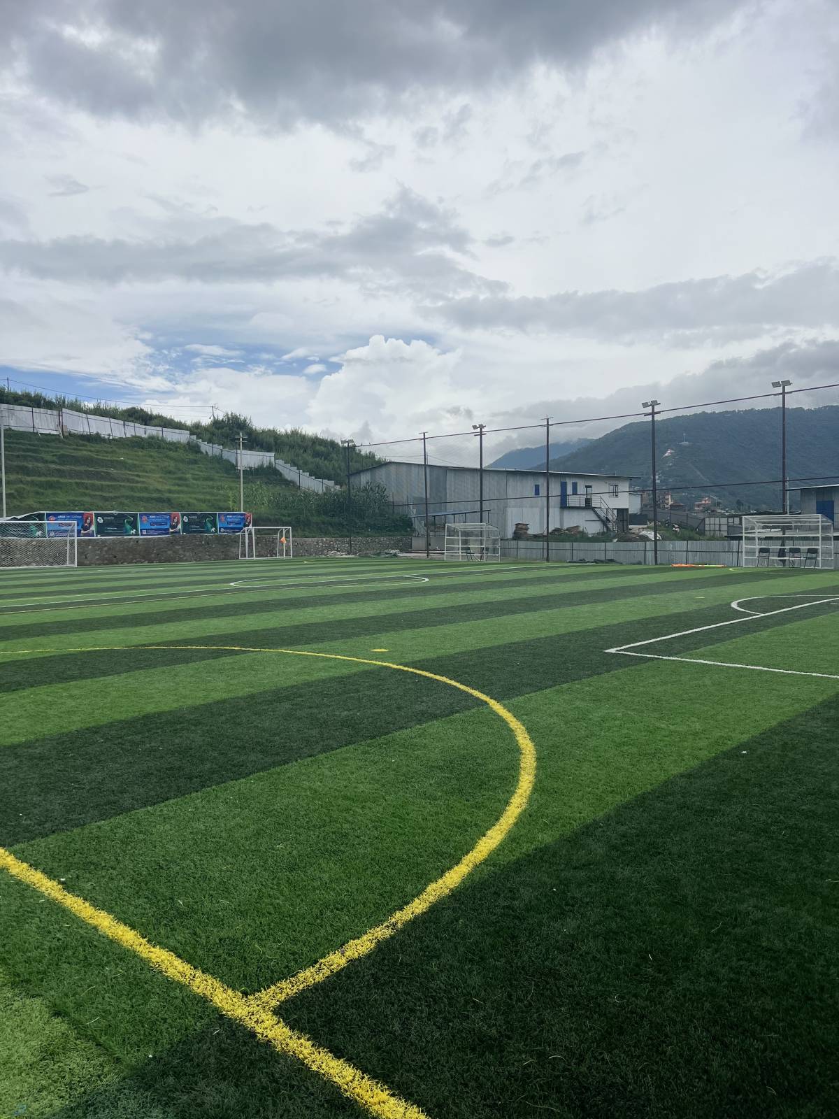 Won’t get tired…when you get to play on the ground this beautiful!