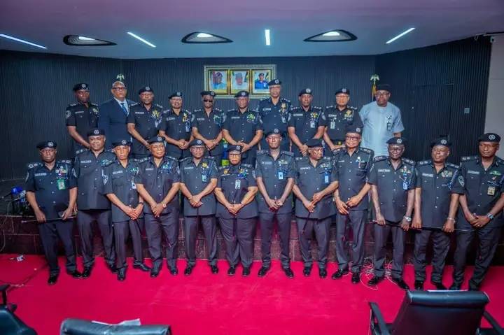 IGP Disu decorates 13 new AIGs, 17 CPs as 30 senior officers promoted
By Florencemary Nwabueze
Th...