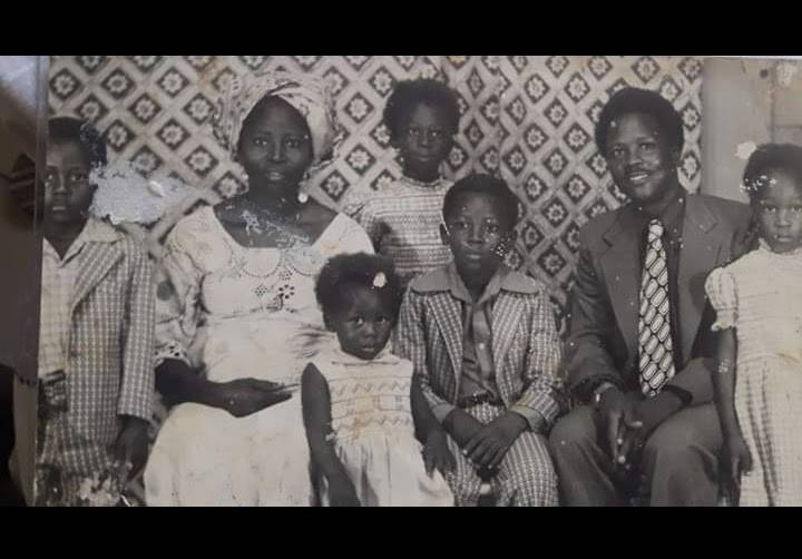 I dey here sha ππ€£π€£
#LLTBT
#LLThrowbackThursday