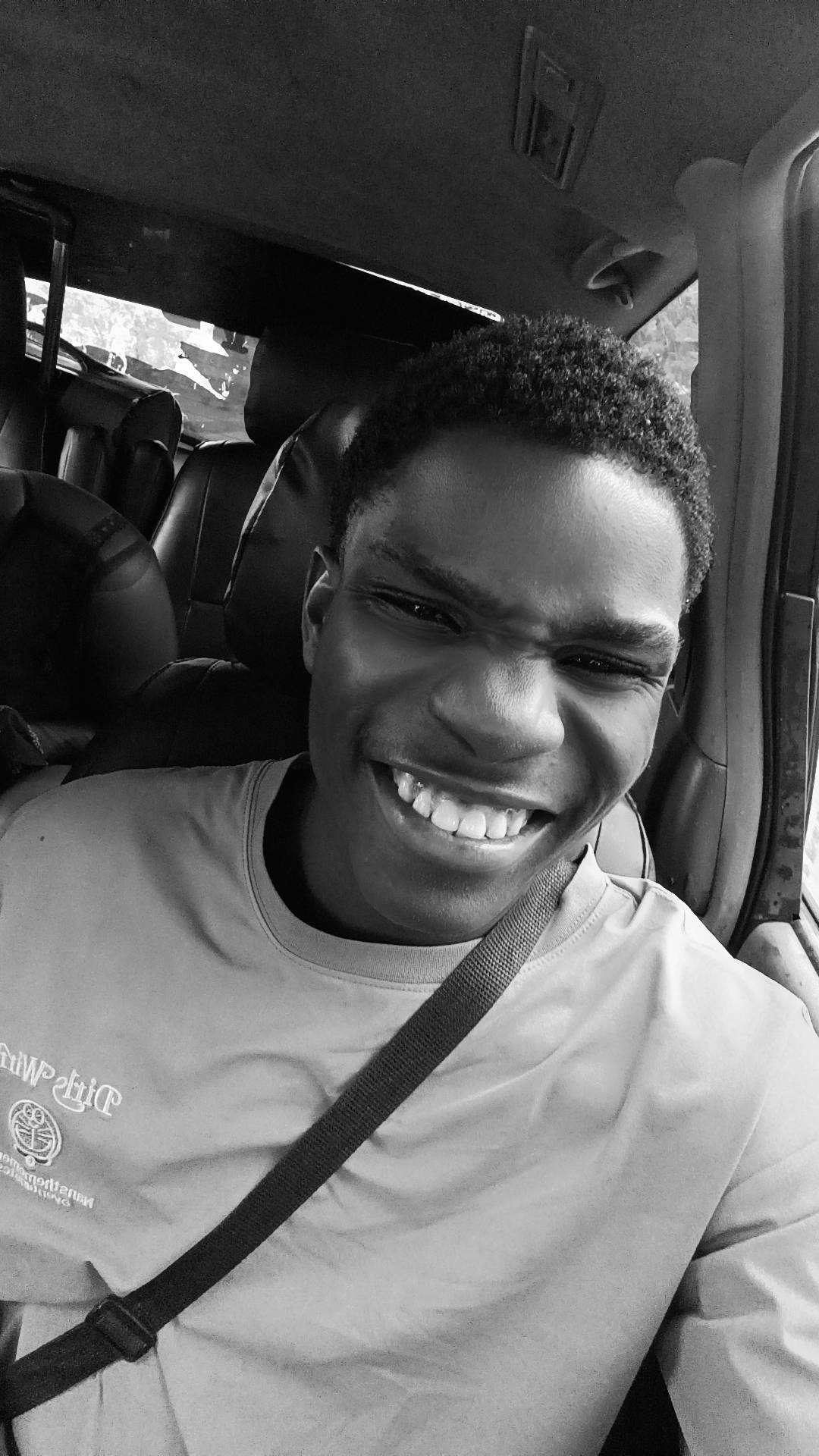 Force a smile if you have to..show no sign of weakness💪, because that's all the world wants to see...