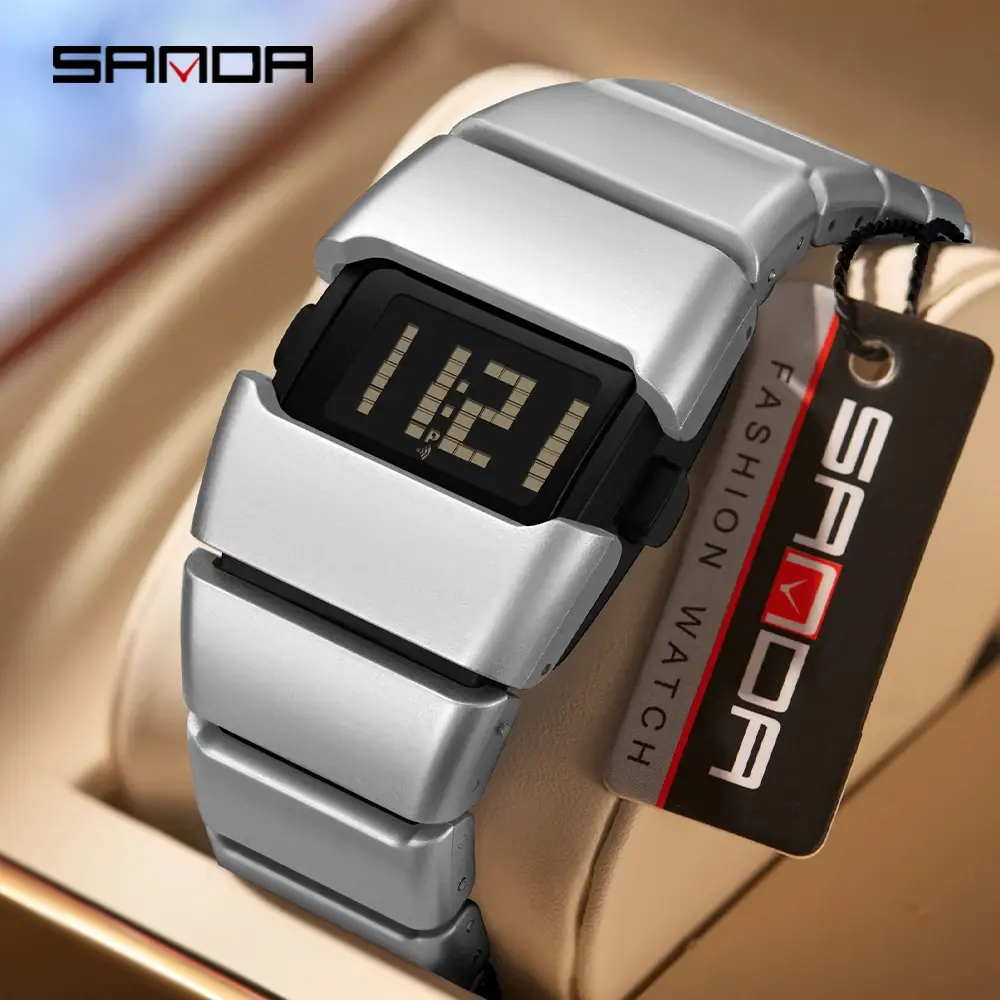 Sleek & Premium

Redefine your everyday carry with a timepiece that stands out.

 The matte silver s...