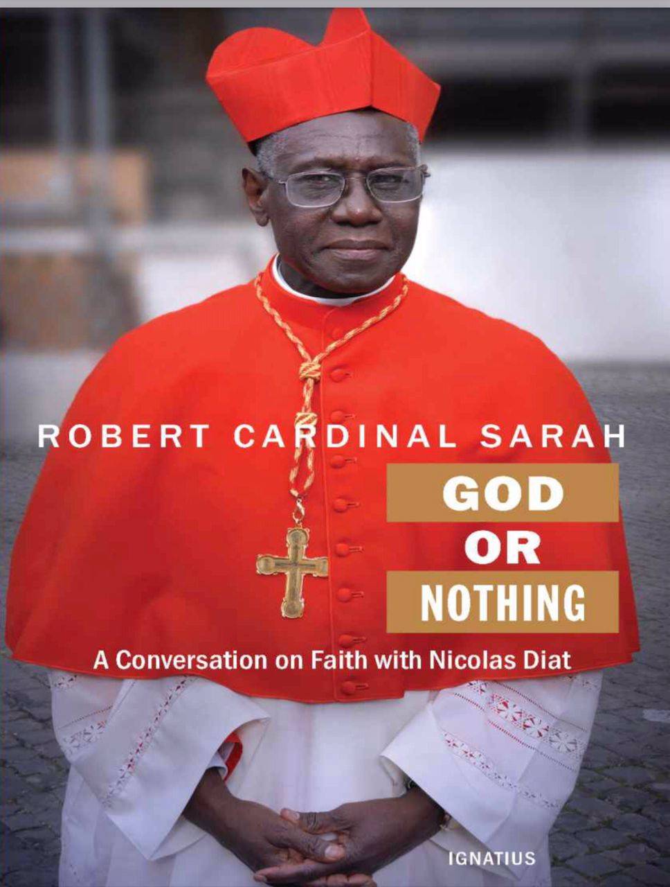 Happy Sunday to you all!
Robert Cardinal Sarah says that “Man is great only when he is on his knee...