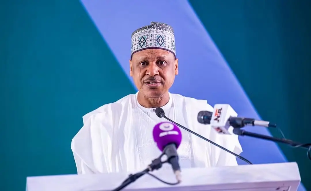 FMINO PRESS RELEASE
INFORMATION MINISTER COMMENDS BAGO’S DEVELOPMENT DRIVE, HAILS ₦1.5TN FEDERAL HI...