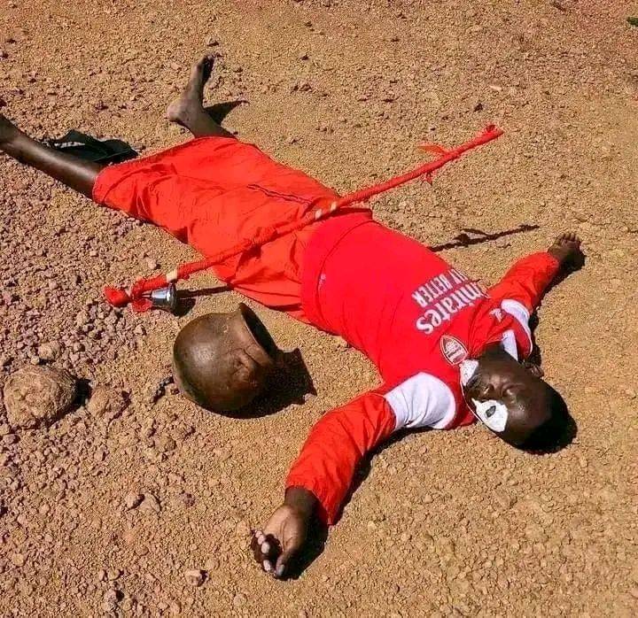I have discovered the Man doing charm for ARSENAL to win the champions league
But now he fainted b...