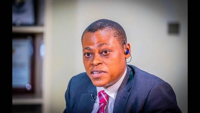 Mr. Rufai should learn to control his emotions. He is supposed to be a journalist, emotions is for...