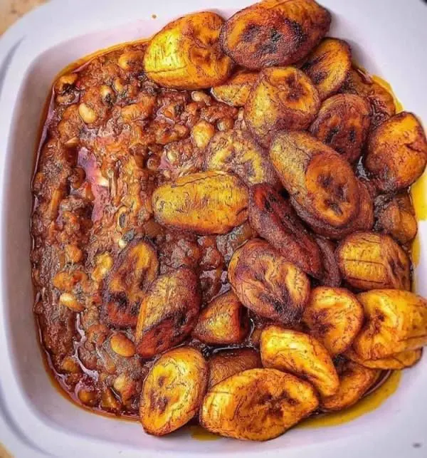 Breakfast is ready bring you spoon.
I am not stingy
#LekeeLekee #Trending #Viral #Breakfast