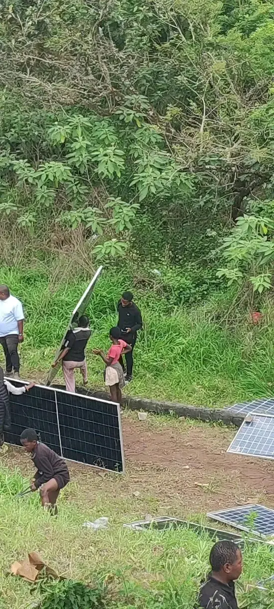 A truck carrying solar panels crashed yesterday on the
Some community members were seen looting, b...