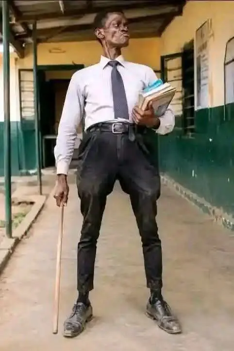 what subject do you think he teaches?
#LekeeLekee
#Trending
#Viral