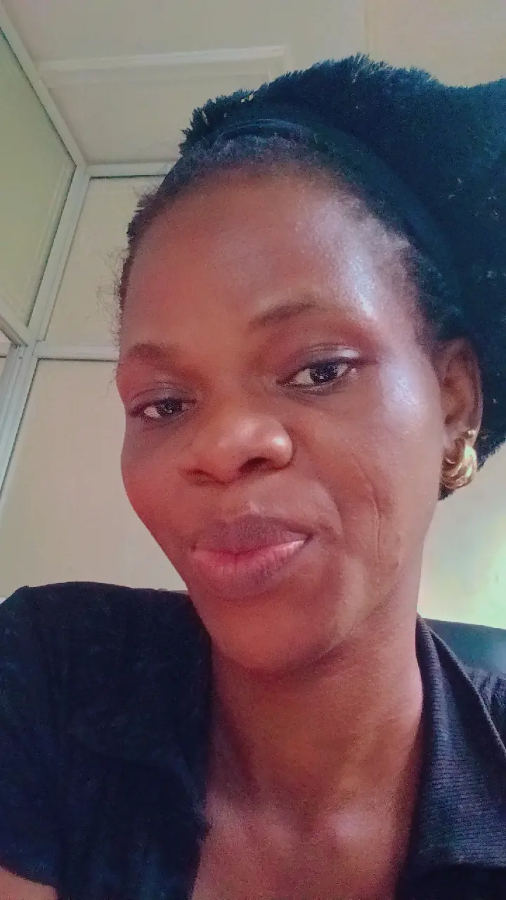 Blessed Sunday ndi oma, how did your day go? Hope you went to a place of worship?