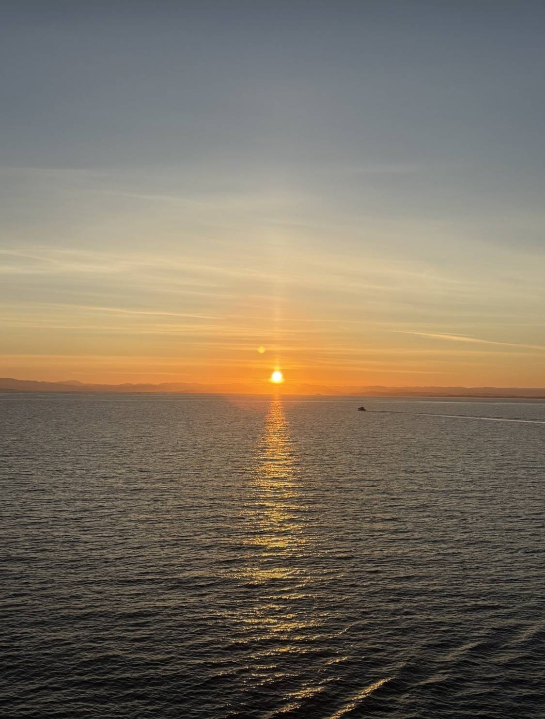 Good morning LL Fam✨
What’s early morning routine like?
How do you begin the day before anything...