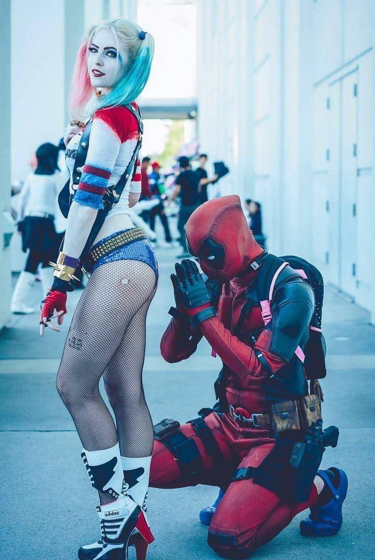 Deadpool standing next to Harley Quinn? Chaos just found its perfect partner❤️