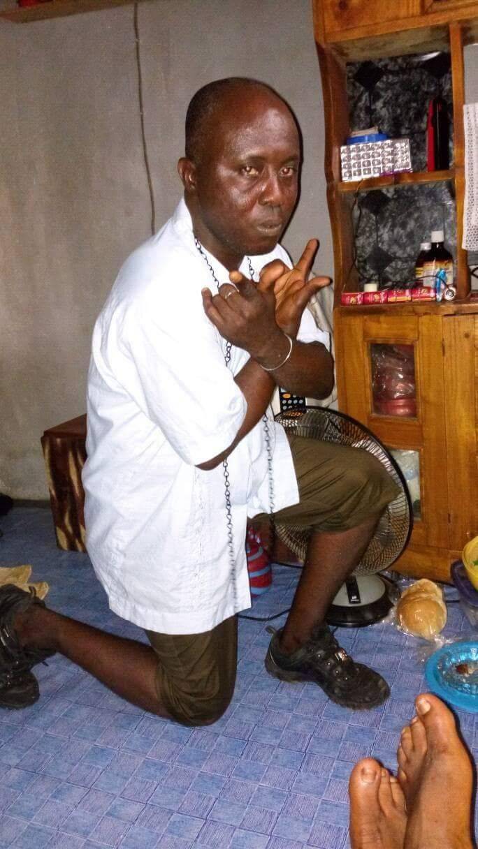 I be dey wonder why Swag just full my body, until I see this my Papa picture. π―
True true e dey for...